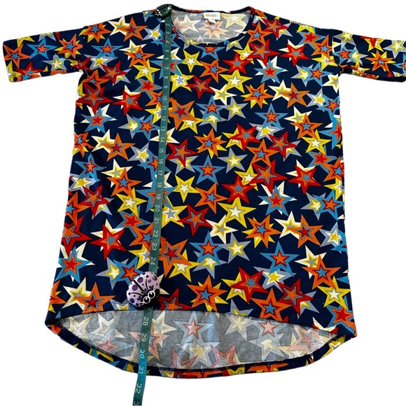 LuLaRoe Top Classic Drop Tail Short Sleeve Tee Size XXS Vibrant Colorful Stars - Picture 9 of 16